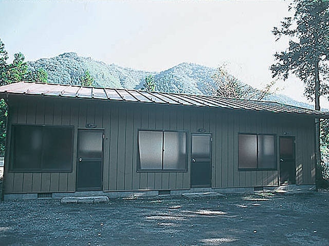 秋山川キャンプ場 オートキャンプ場マップ ソニー損保 Mapple